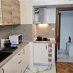 Urban Comfort 1Br Near South Park With Balcony