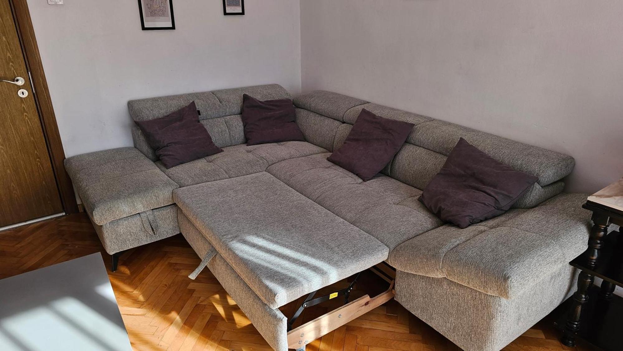 Urban Comfort 1br Near South Park With Balcony *